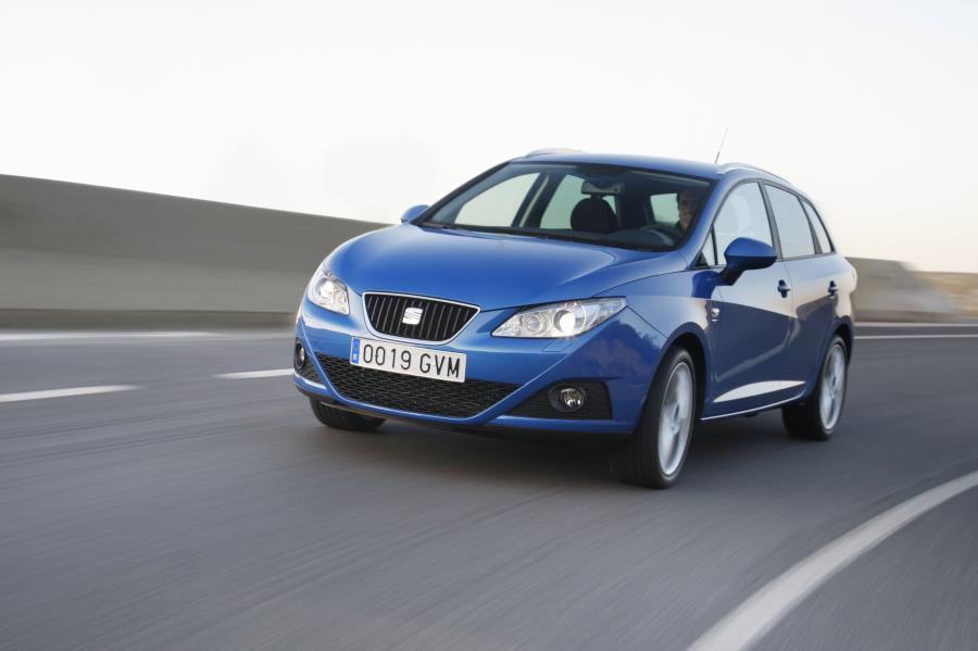  Seat Ibiza ST 2010 года  (фото 24 из 102)